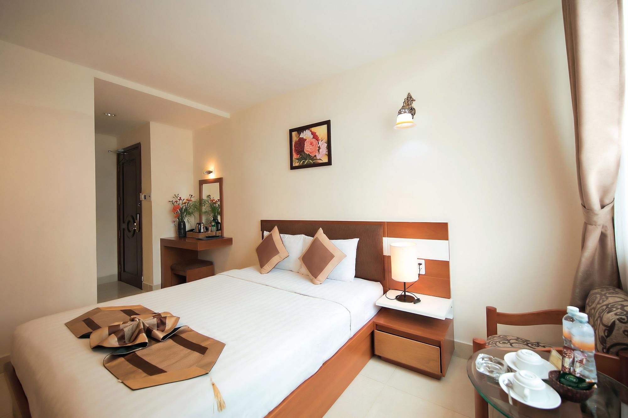 Valentine Hotel Saigon - Bui Vien Street Хошимин Экстерьер фото