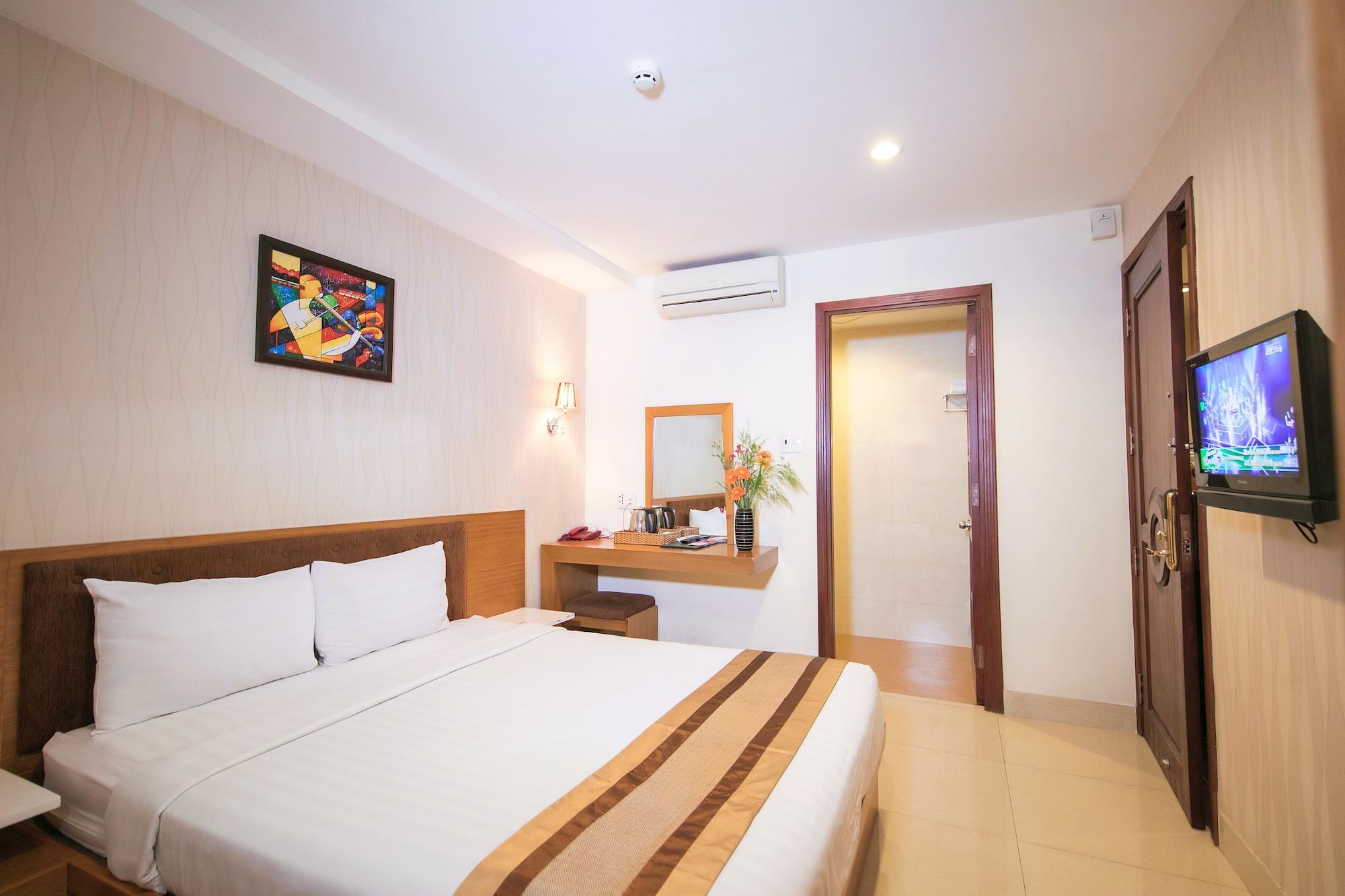 Valentine Hotel Saigon - Bui Vien Street Хошимин Экстерьер фото