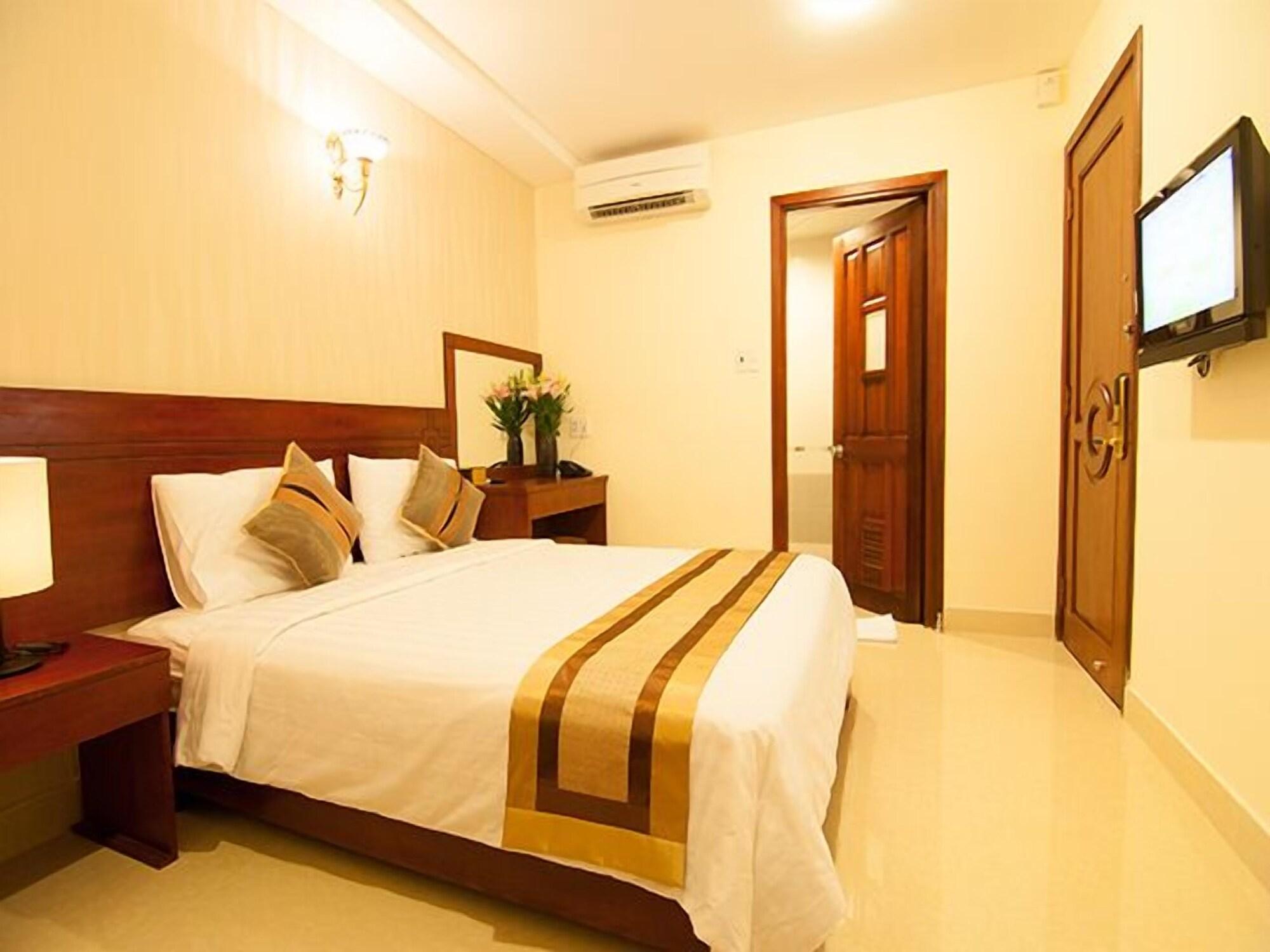 Valentine Hotel Saigon - Bui Vien Street Хошимин Экстерьер фото