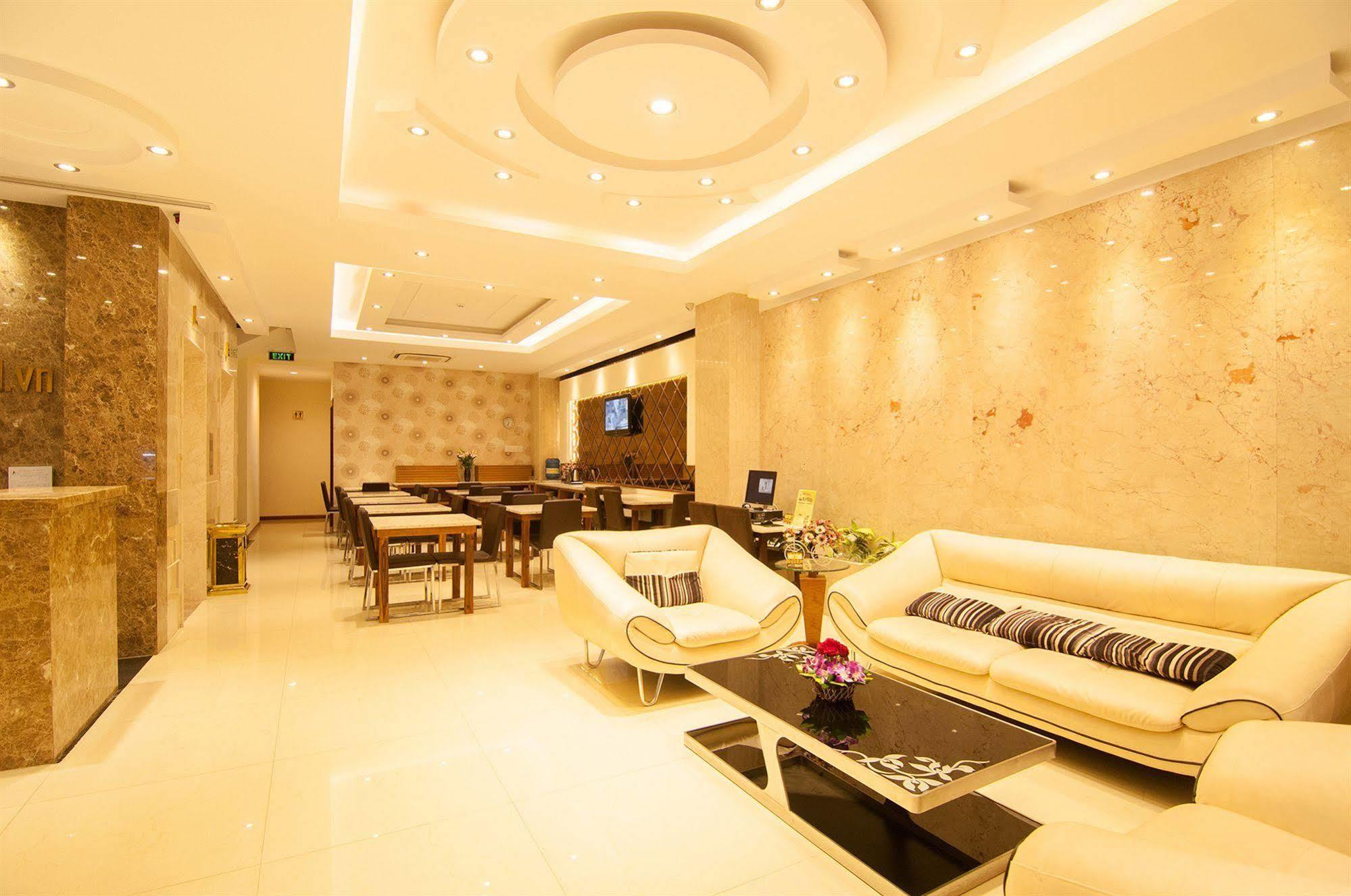 Valentine Hotel Saigon - Bui Vien Street Хошимин Экстерьер фото