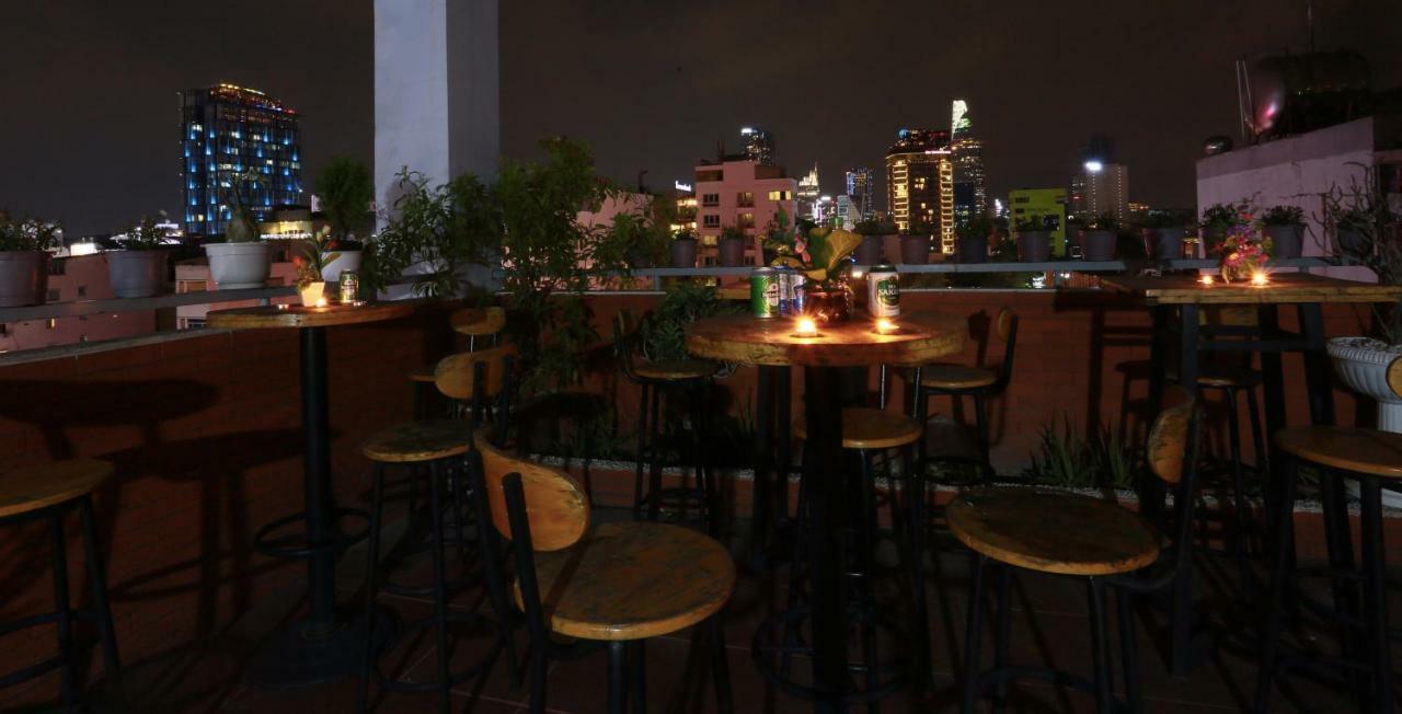 Valentine Hotel Saigon - Bui Vien Street Хошимин Экстерьер фото